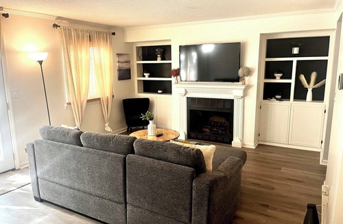 Gunter Afs House | Townhome within 6 -11 miles of Hospitals, Museums, AFB, Walking Trails & More!