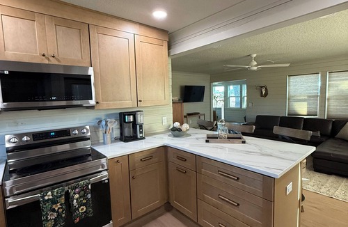 De Leon Springs Cottage | Tranquil 2-bedroom cottage with AC in De Leon Springs