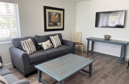 Central Beach House | Tranquil 2-bedroom bungalow with AC in charming Vero Beach steps to boardwalk