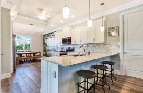 Stuart House | Tranquil Florida retreat with private back yard oasis