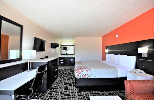 Eutaw Hotel | Travel Inn
