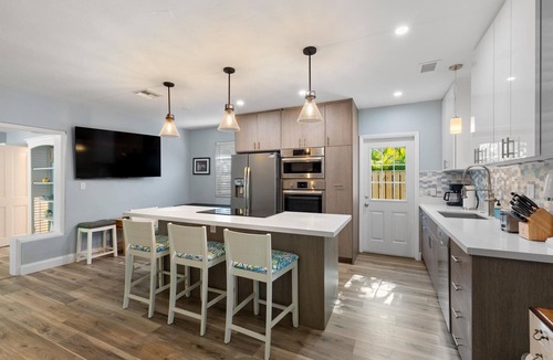 Midtown House | Tropical 3BR Casa Marina Retreat w/Private Pool — Steps to Higgs Beach