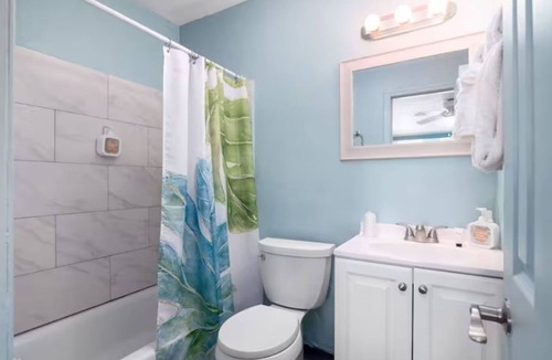 Fort Myers Beach Hotel | Tropical King and Queen with Kitchenette in Fort Myers Beach