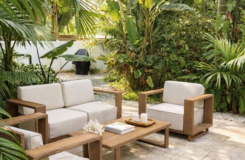 Biscayne Park House | Tropical Oasis! Renovated 3BR Home, Heated Pool, BBQ