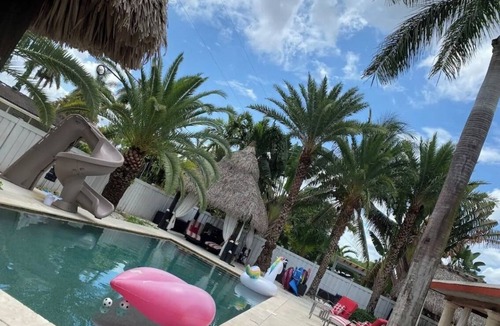 Olympia Heights Villa | 🌺🌴Tropical Oasis Residence Zip Code 33165🌴🌺