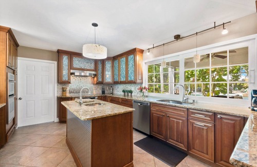 Rocky Point House | Tropical Resort Style Retreat w/Pool House 4BR, 3 Bath