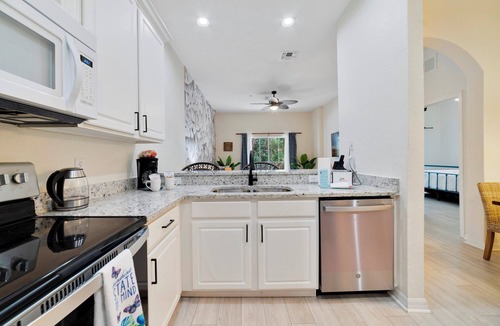 Bahama Bay Apartment | Tropical Retreat - Resort&spa - 15 Min to Disney!