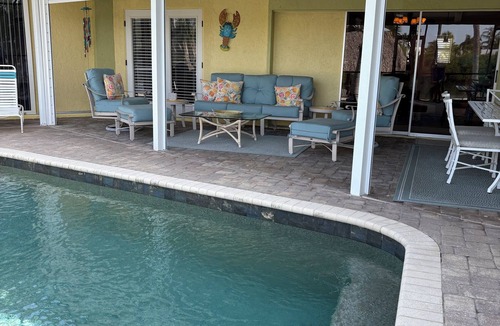 Saint James City House | Tropical Tiki and Fishing Retreat