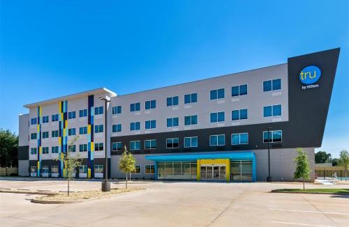 Northeast Pensacola Hotel | Tru By Hilton Pensacola I-10 North Davis Highway