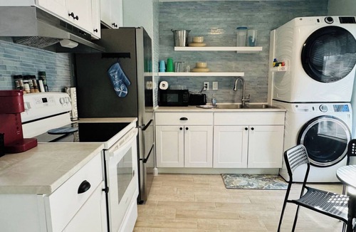 Crystal River House | Turtle House-waterfront/boatslip/kayaks for 6/firepit/poles/grill