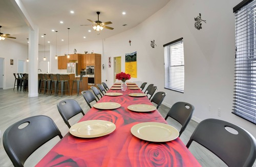 Kokomo Cottage | Unique Country Getaway in Angie w/Covered Patio!