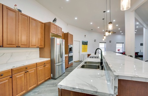 Kokomo Cottage | Unique Country Getaway in Angie w/Covered Patio!
