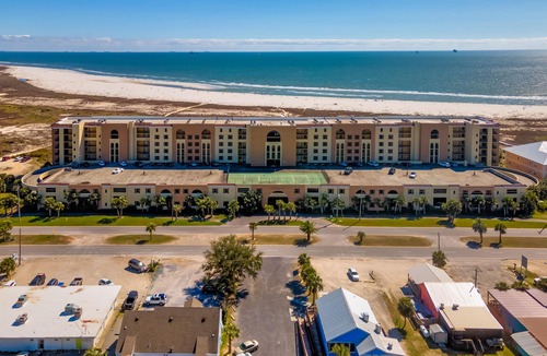 Dauphin Island Condo | Unit 221 | Snowbird Openings.