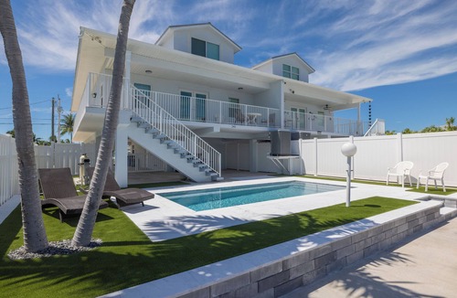 Key Colony Beach House | Unit 24a - 240 9th Street: 3 BR, 3 BA Duplex in Key Colony Beach, Sleeps 8