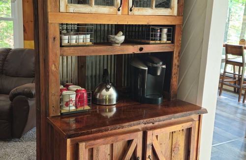 Chetek Cabin | Updated Chetek Cozy Cabin on Quiet Private Lake- Row Boat & Pedal boat- FREE USE