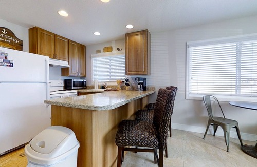 Flagler Beach Condo | Updated & dog-friendly beachfront on beautiful Flagler Beach w/central AC, WiFi