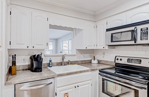 Southside House | Updated dog-friendly home near water with private pool, patio, streaming, AC