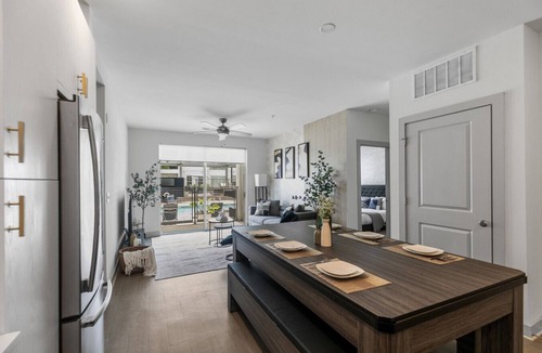 Forest Park Apartment | Urban Elegance: 3BR Condo Experience 06
