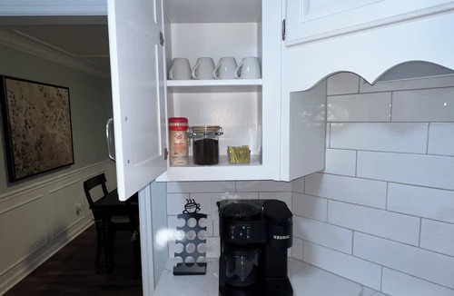 Huntsville House | Urban Oasis - charming, centrally located home for visiting all of Huntsville!