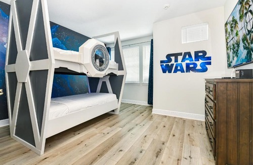 Historic Downtown Kissimmee House | Utopic Home With Themed Rooms, Game And Media Room And Waterpark & Resort Access Near Disney At Encore Resorts Reunion - 270Cl