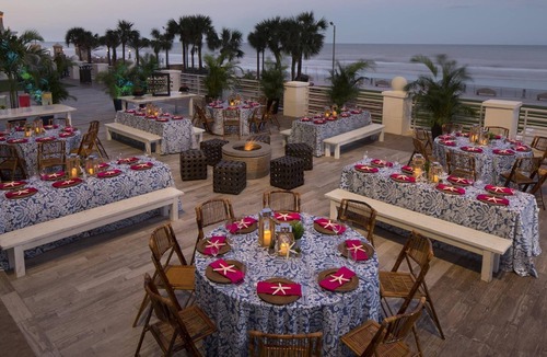 Brush - Stewarts Apartment | Vacation At its Finest! 3 Exquisite Units, 2 Pools