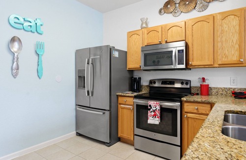 Windsor Hills House | Vacation in the Sun! Spacious 3 Bedroom, 6 minutes from Disney World!