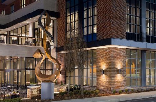 Homewood Hotel | Valley Hotel Homewood Birmingham - Curio Collection By Hilton