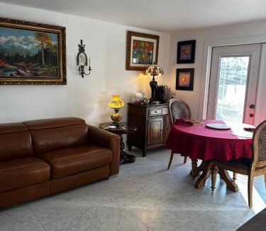 Venice Gardens Apartment | Venice FL Paradise Lake Apartment