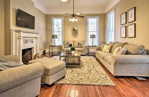 Historic District Apartment | Victorian Manor: 5 Mi to Silver Springs State Park
