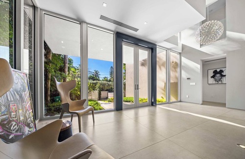 Venetian Islands House | Villa Carlo – A Serene Modern Waterfront Retreat on the Venetian Islands