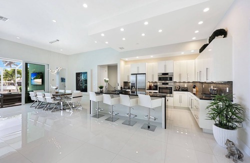 Caloosahatchee Villa | Villa Grace - Five Bedroom Villa, Sleeps 8