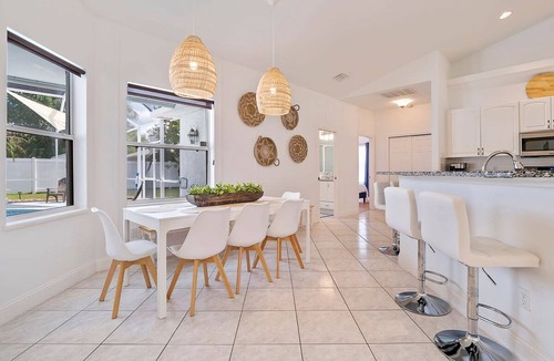 Palm Coast House | Villa LAS Palmas Beautiful Fenced-in Pool Home With Spa- Sleeps 8