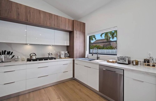 Richmond West Villa | Villa Paradise ~ Heated Pool ~ Game Room ~ Miami