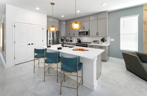 Florida Center House | Villa Serendipity | Cozy Villa on I-Drive w/Spacious LR/DR, Dollhouse BR & Pool