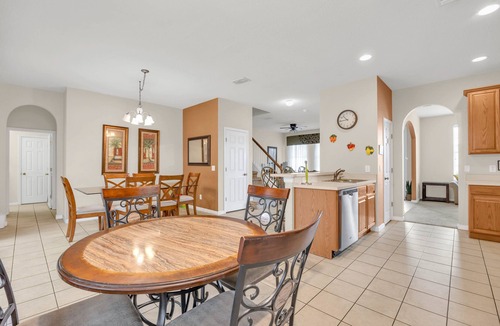 Trafalgar Village Villa | Villa with private pool up to 12 guests in Disney area