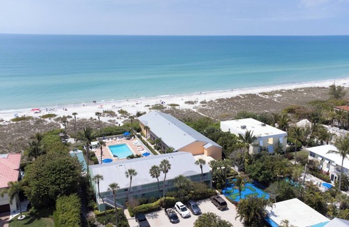 Whitney Beach Condo | Vitamin Sea: Open Wed, $199/nt + Fees!