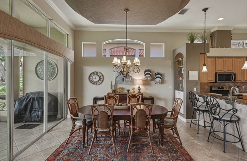 Dade City Villa | Wake up on the 18th green at Lake Jovita, DISCOVER YOUR IDEAL GOLF RETREAT