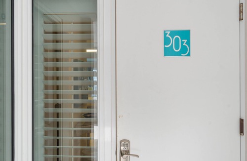 Moorings House | Wake Up to the Gulf – Stylish Condo with Direct Beach Access
