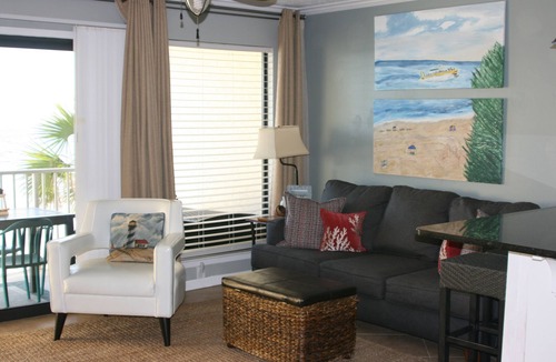 Biltmore Beach Condo | Walk Right in Your BeachFront Condo-FreWIFI directly on Beach B9NauticalWatch
