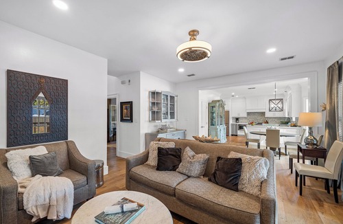 Fairhope House | Walk to Bay & Downtown Fairhope- Fig & Bay Retreat -Coastal Getaway with Pool!