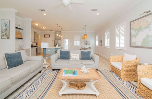 Waveland House | Walk to Beach!- 3BR/2BA- Golf cart to Downtown BSL