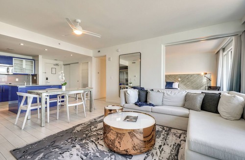 Barrier Island Apartment | Walk to Beach & Dining! Luxe Fort Lauderdale Condo