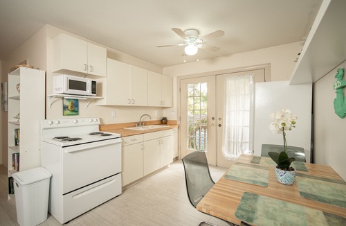 Hudson Bayou Apartment | Walk to Downtown or Southside Village and Waterfront!