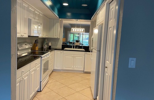 Palm Valley Condo | Walk to TPC! Coastal Vibes Villa located inside TPC Sawgrass, 2BR/2.5BA,Sleeps 6