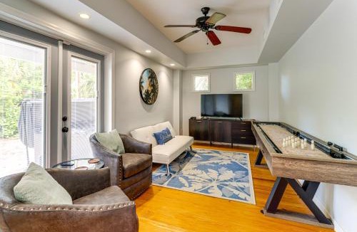 Summerplace House | Walk to Wabasso Beach: Home w/Hot Tub & Bikes