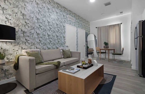 Wynwood Art District Apartment | Walk to Wynwood Walls - Rooftop Pool - New Condo