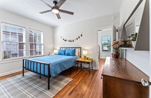 San Marco House | Walkable 8 Guests Parking 4BD/2.5Bath