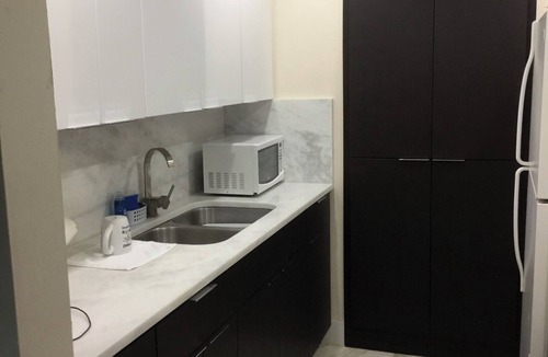 Hialeah House | Walking distance to Hialeah hospital and súper markets Pretty much anything you