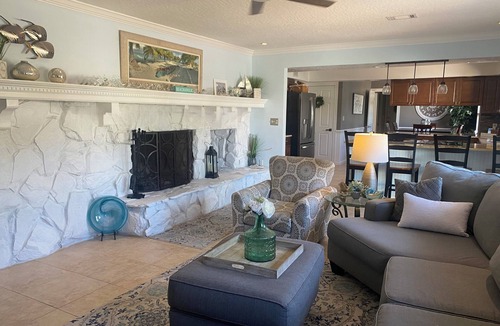 Indianola Estates House | Watch the Sky Ignite Then Unwind in Summer Luxury at The Manor House Coastal Lux