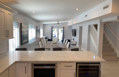 Tavernier House | Water front home. 50' Dock w/Pool & Hot Tub. Just S. of Tavernier Creek